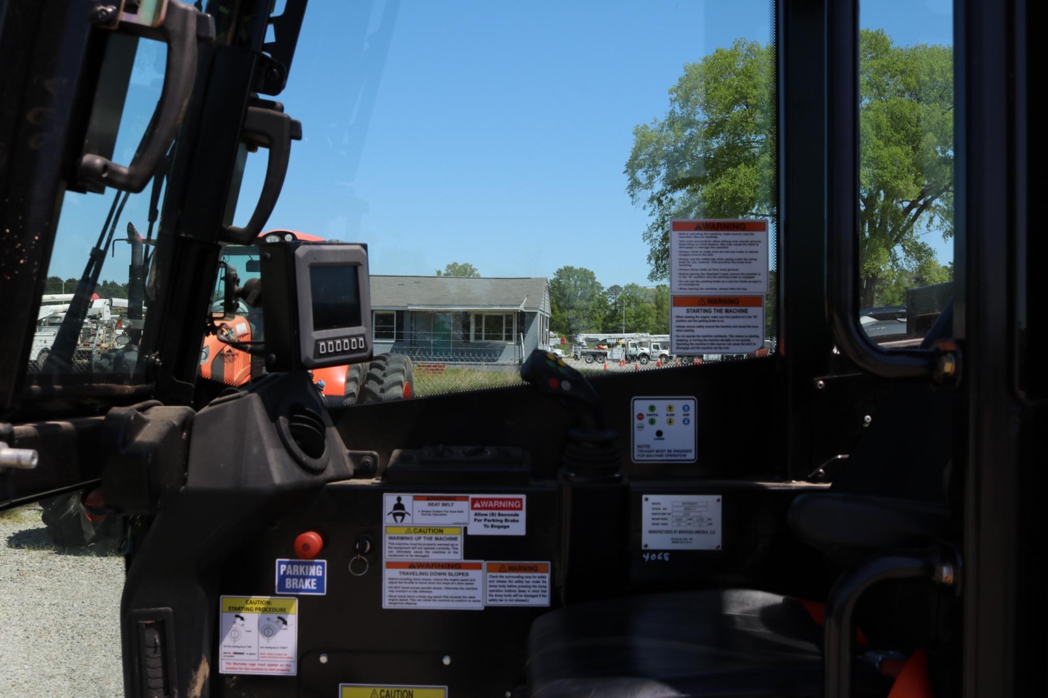 2022 MST 660VD Tracked Dump Truck  Only 30 Hours
