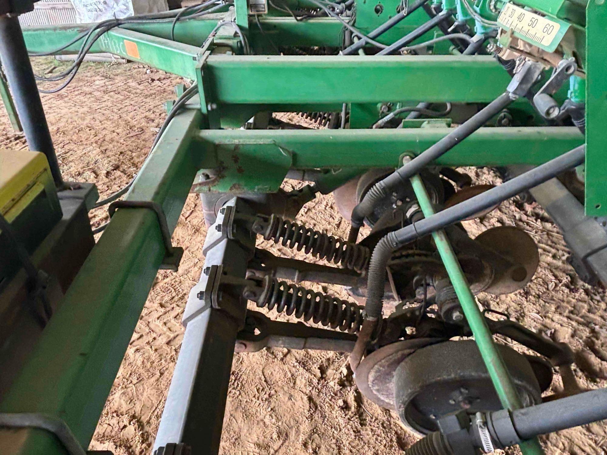 John Deere 1590 Drill