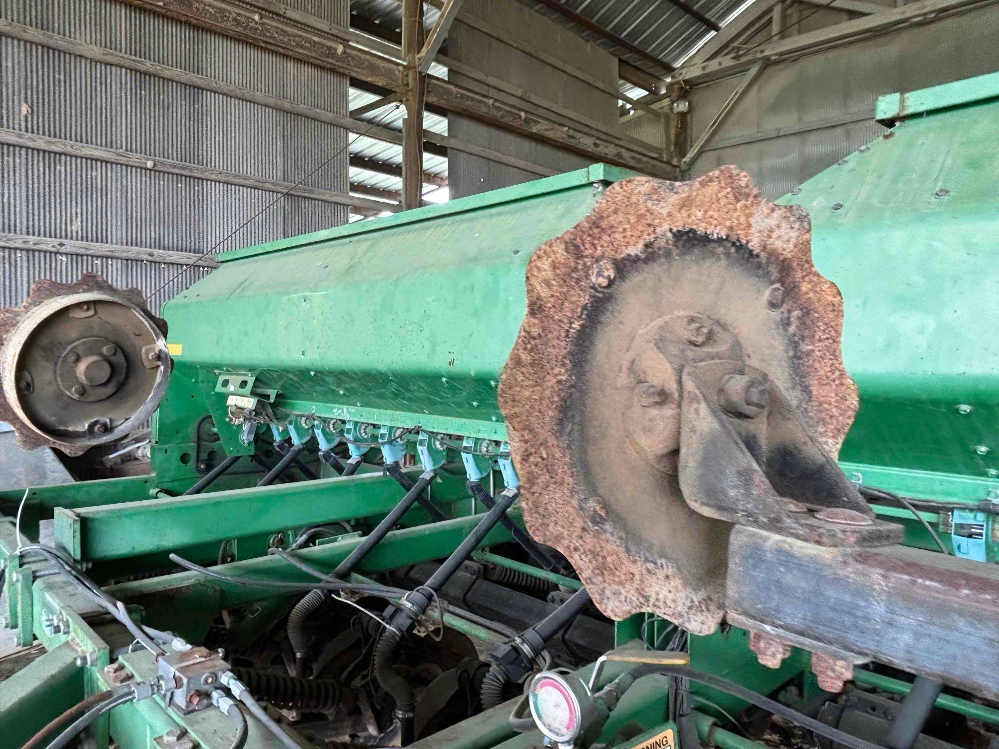 John Deere 1590 Drill