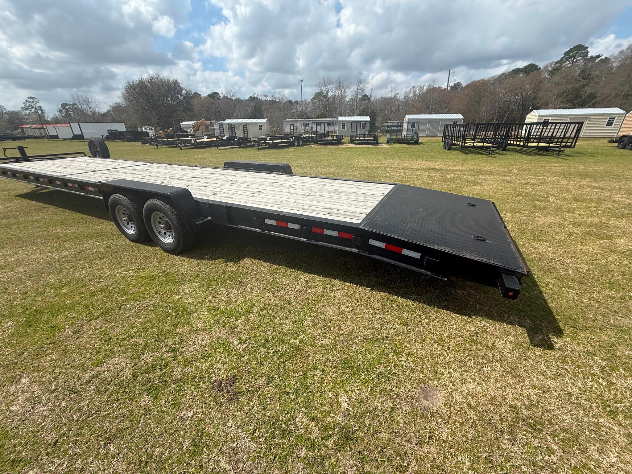 2022 Down2Earth 82in x 36ft Two-Car Hauler