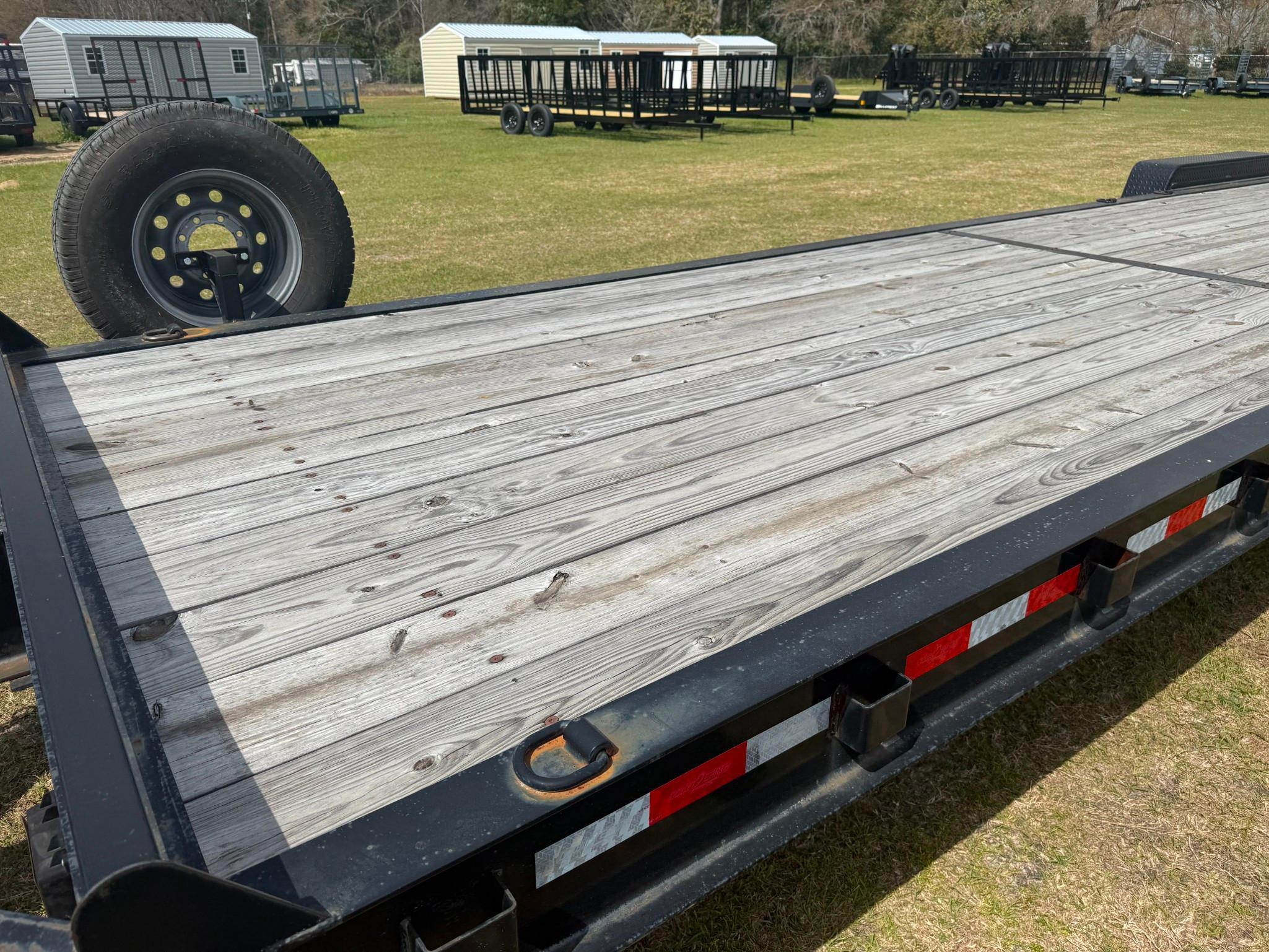 2022 Down2Earth 82in x 36ft Two-Car Hauler