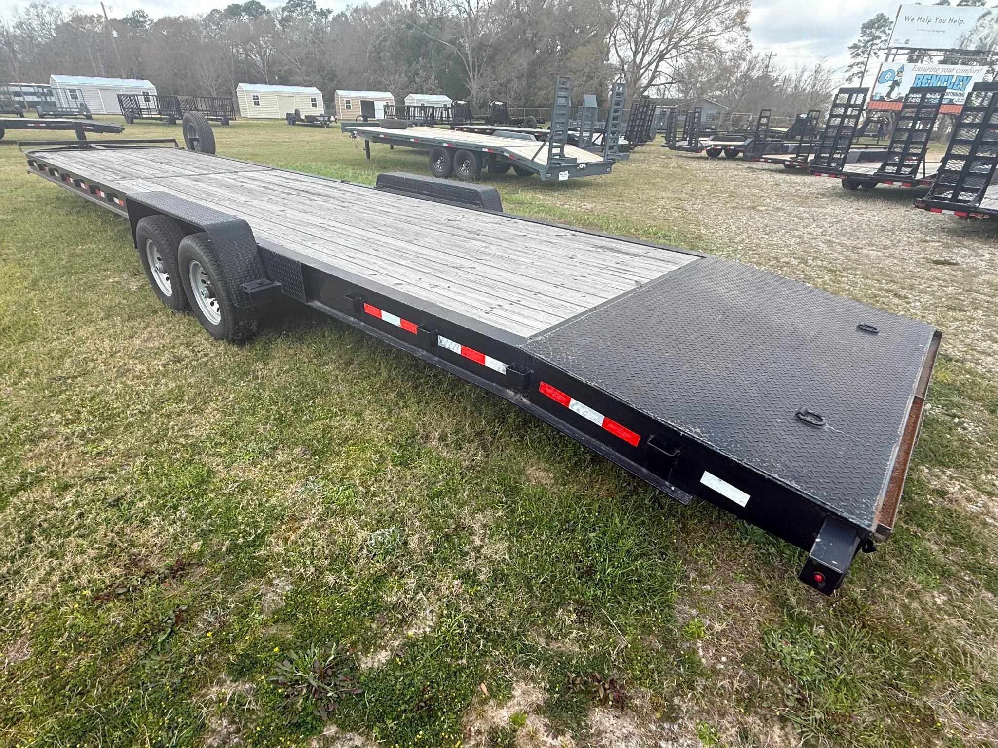 2022 Down2Earth 82in x 34ft Two-Car Hauler