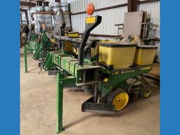 John Deere 7300 MaxEmerge 2 4-Row Planter  Adjustable Row Spacing