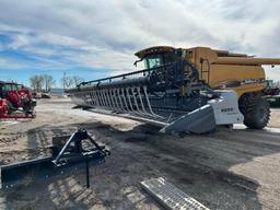 2010 Gleaner 9250 Draper Head  30' with Crary Air Wind System