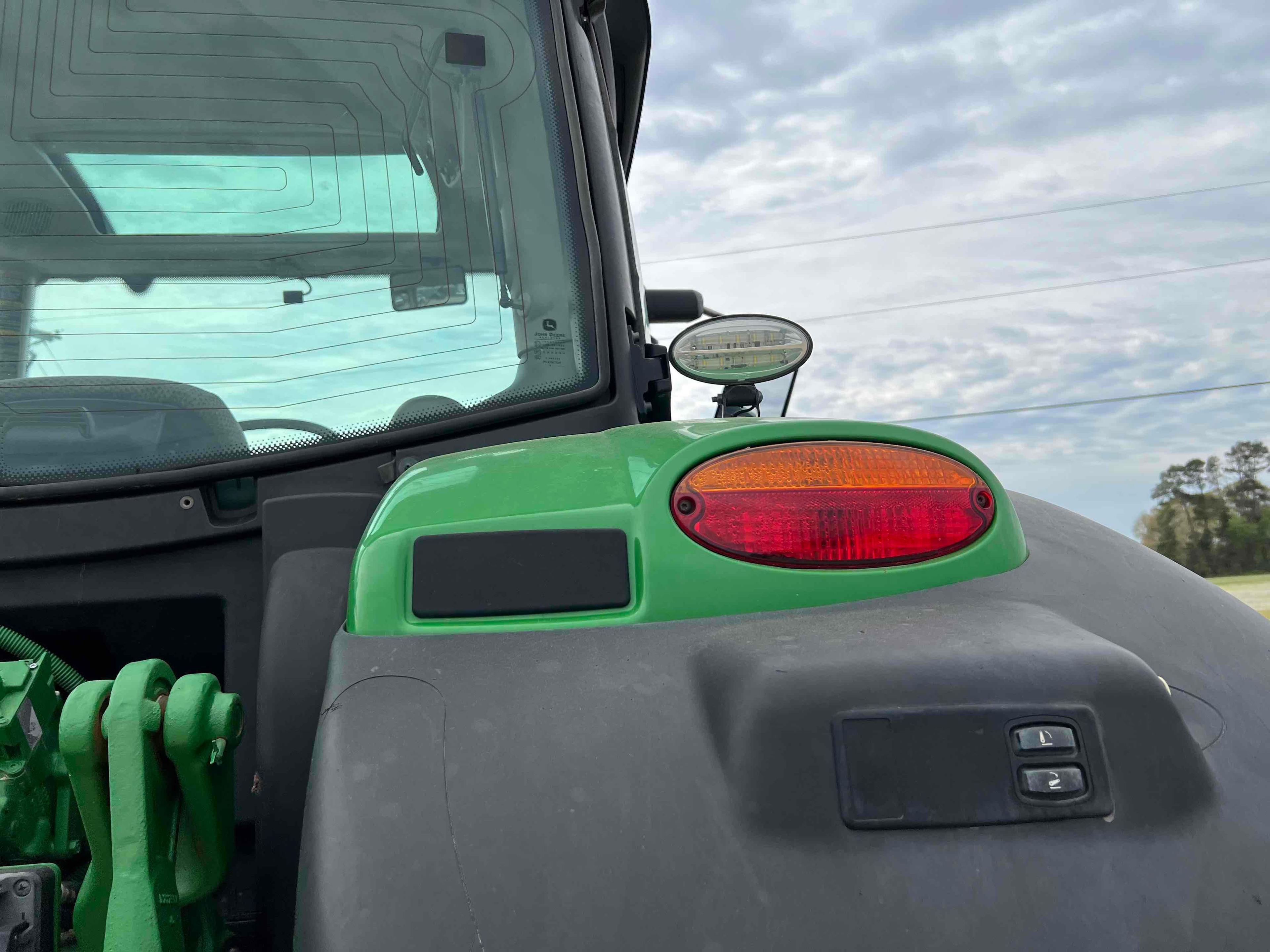 John Deere 6155R