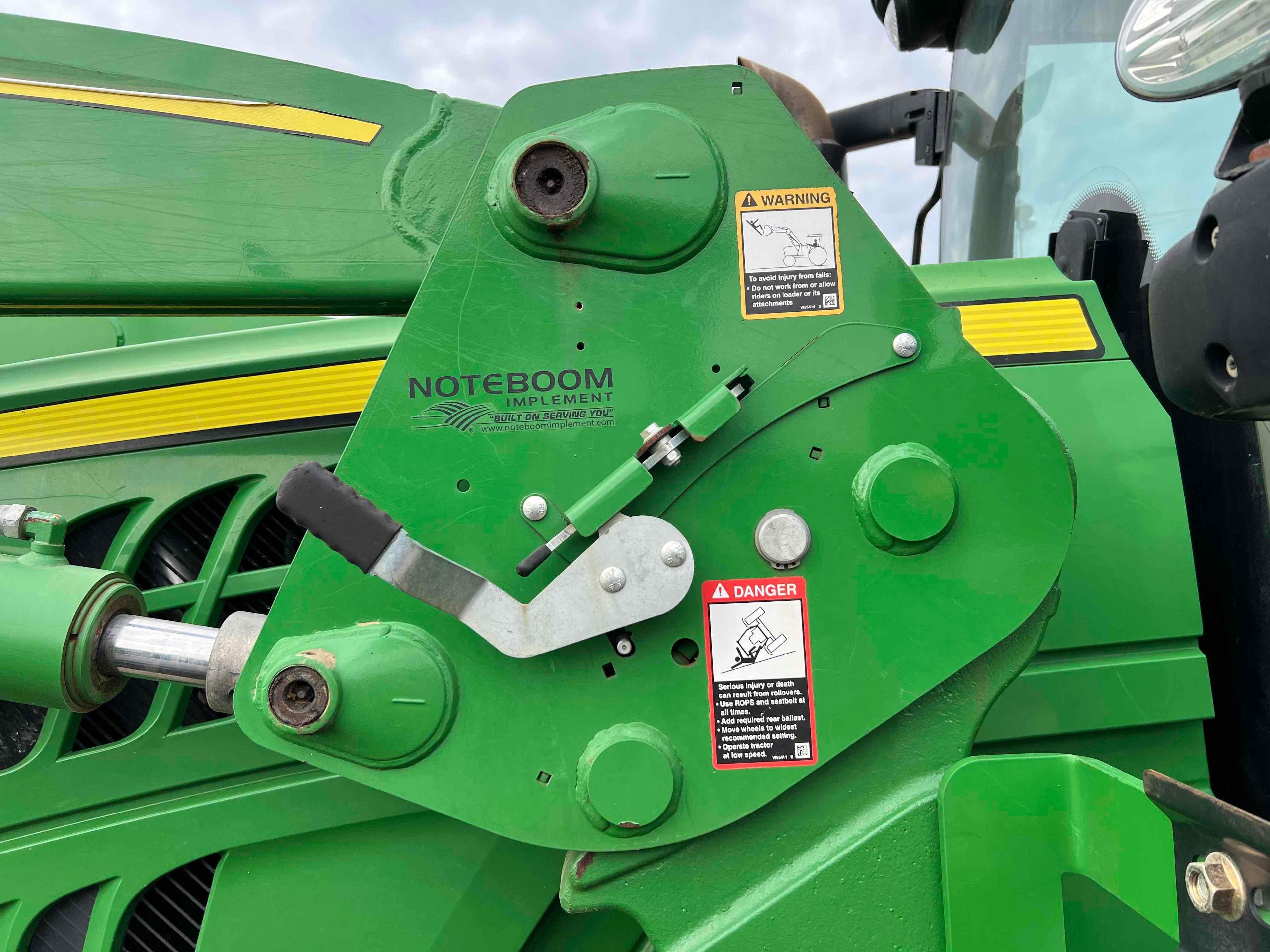John Deere 6155R