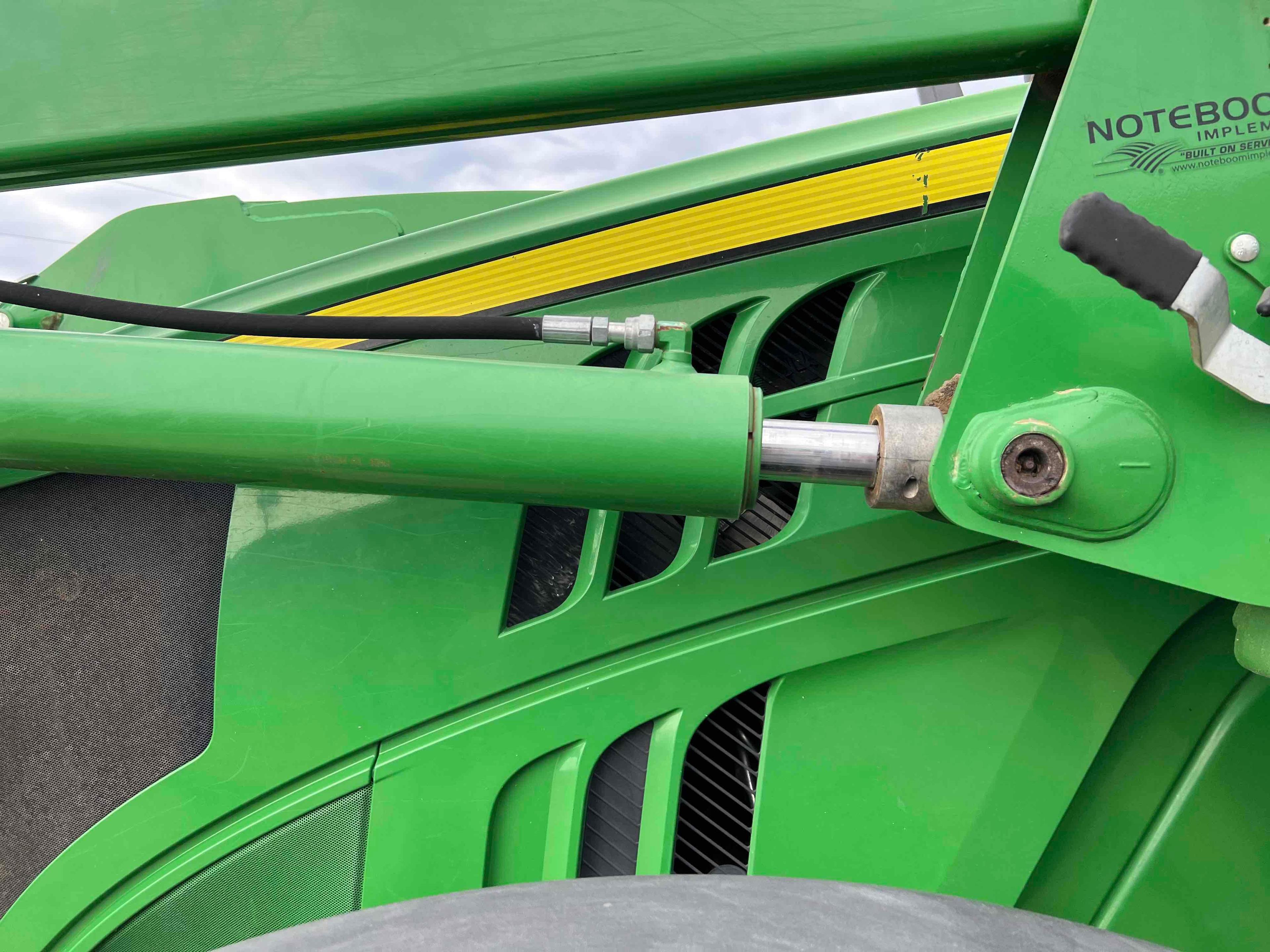 John Deere 6155R
