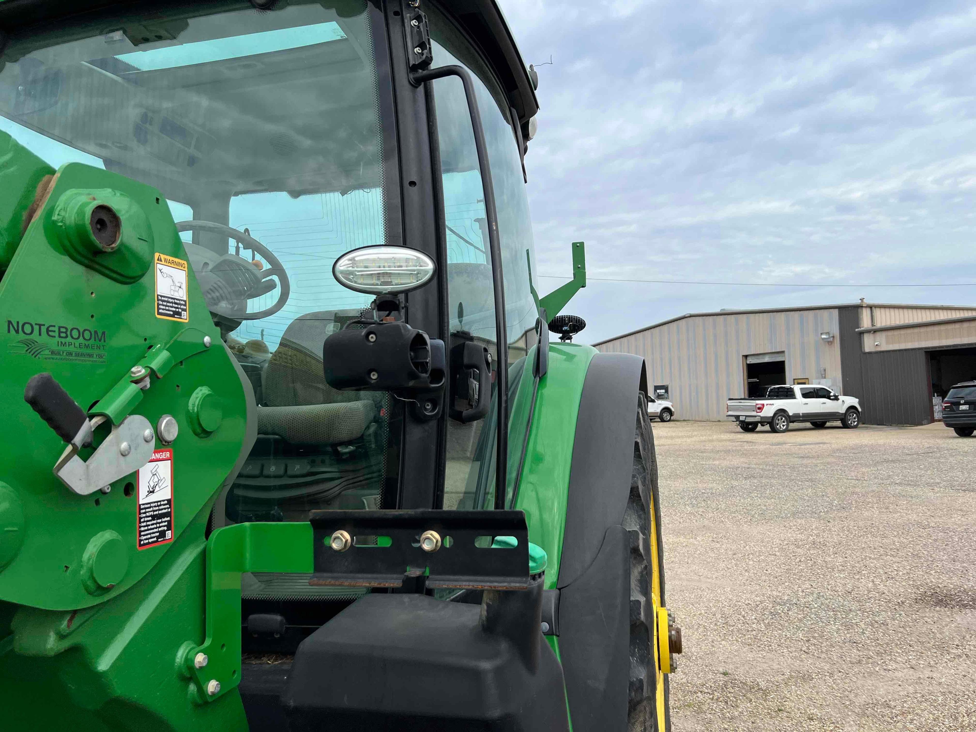 John Deere 6155R