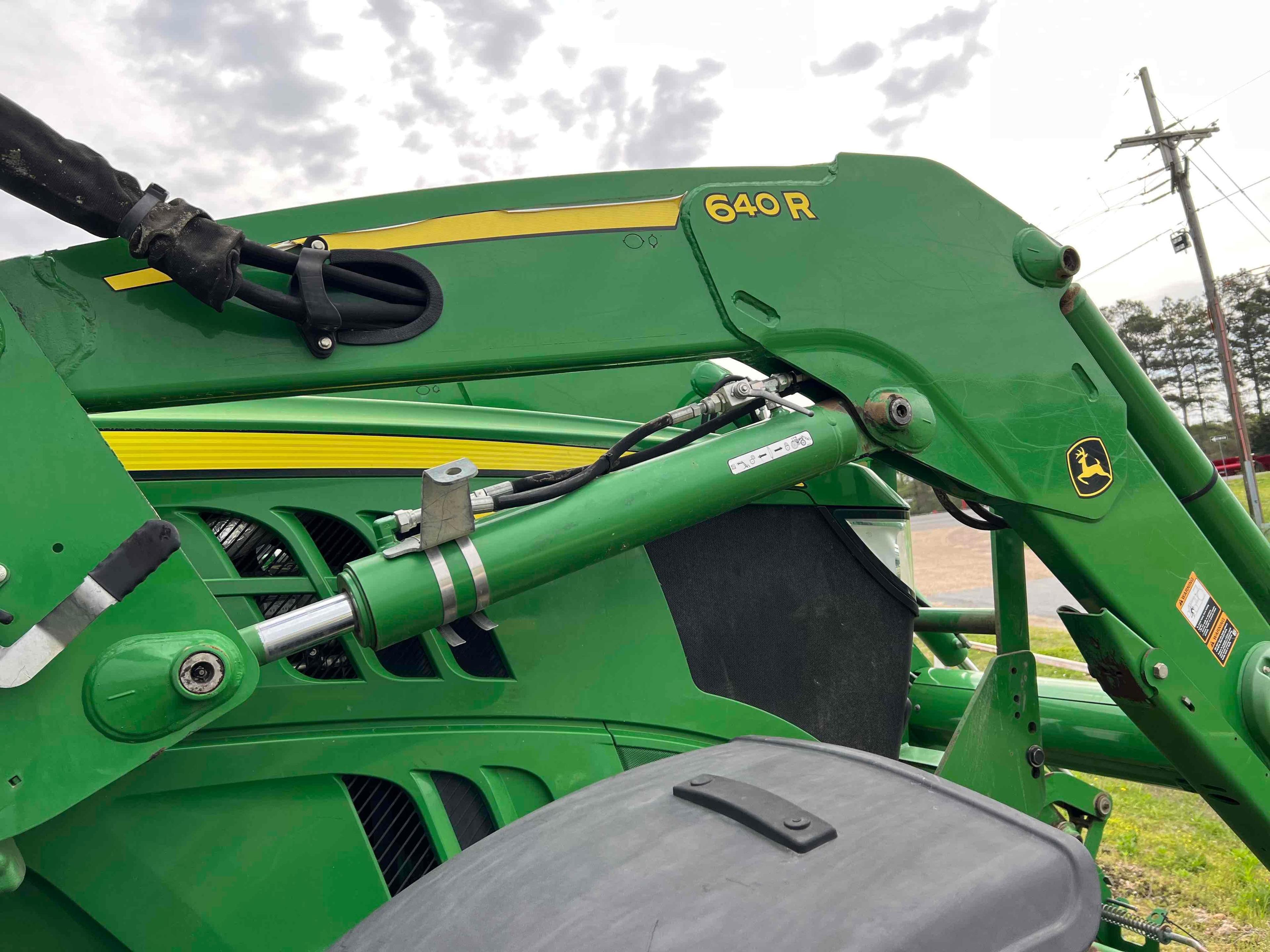 John Deere 6155R