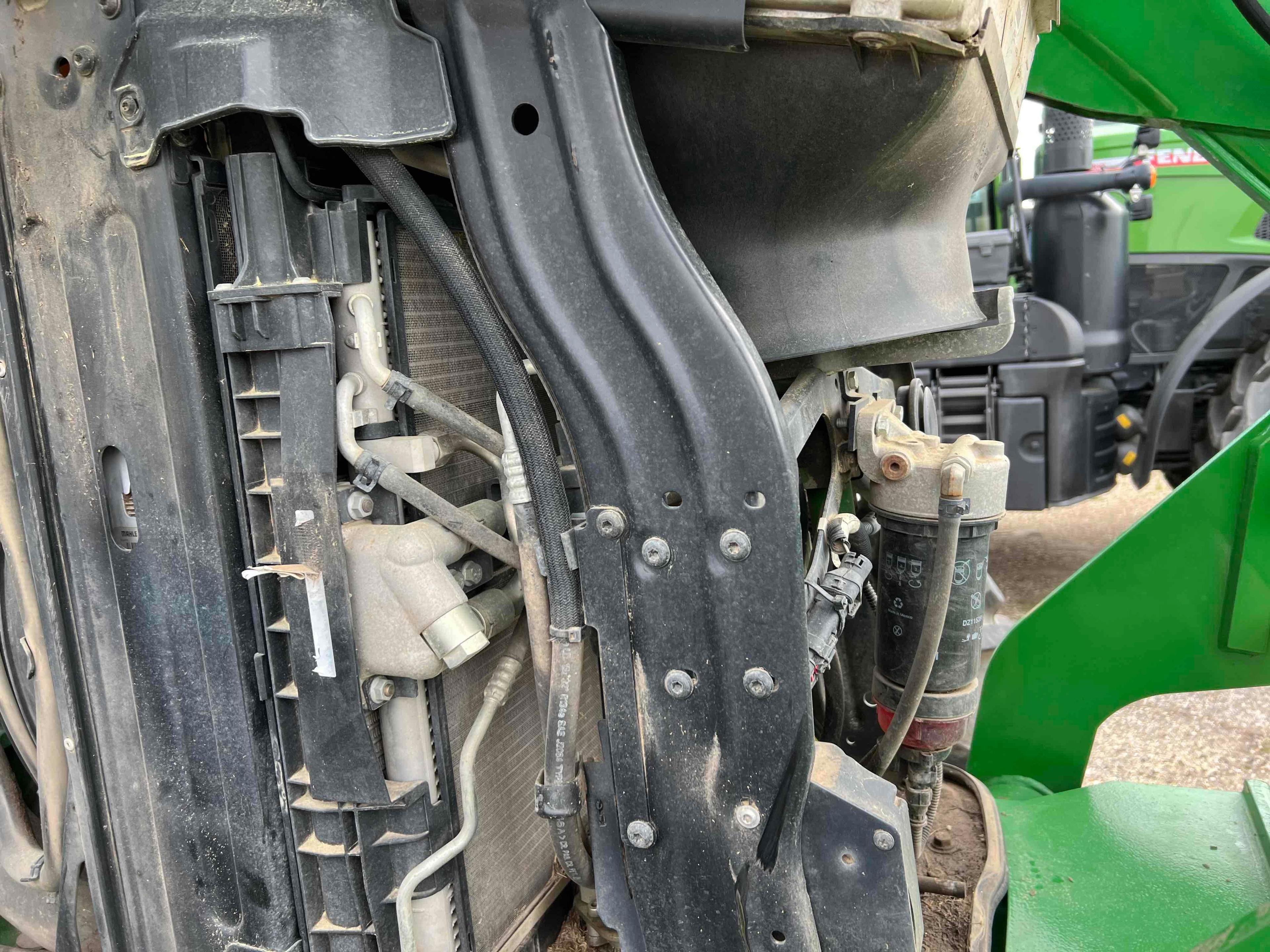 John Deere 6155R