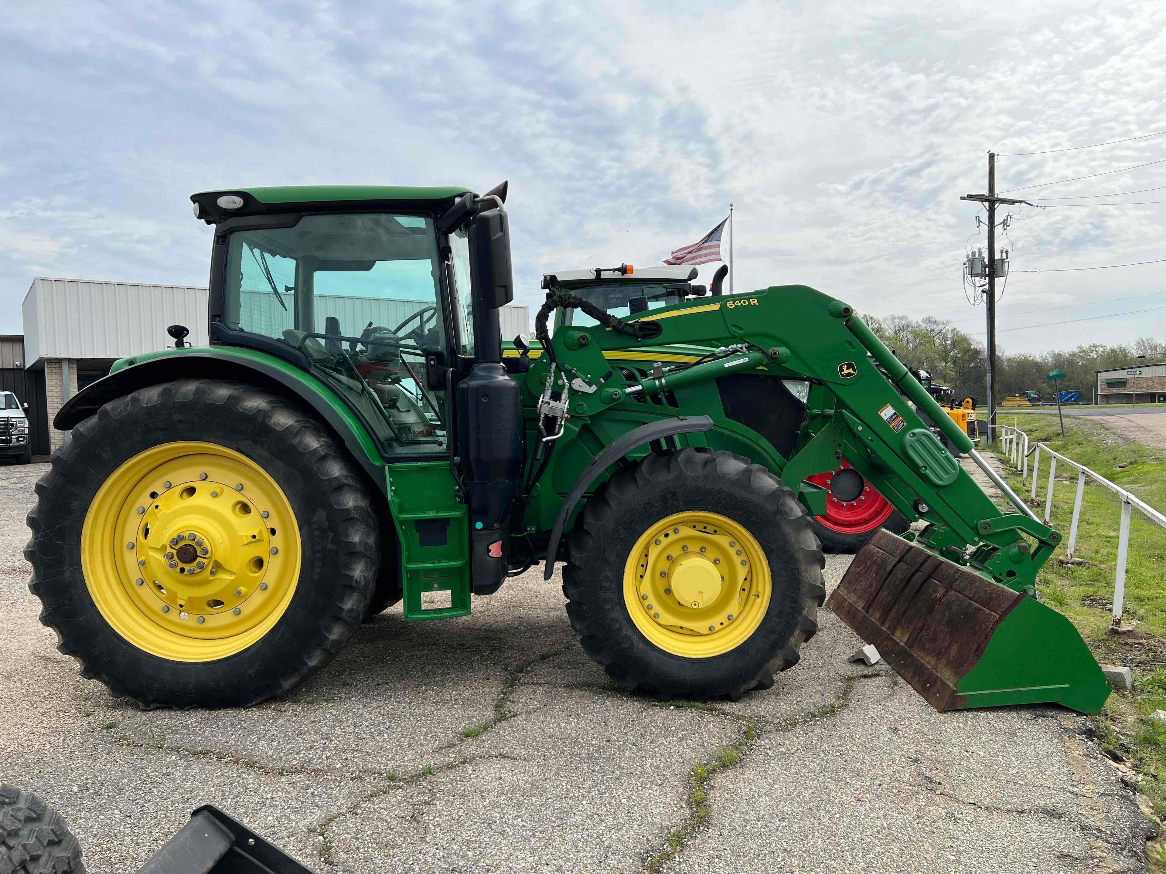 John Deere 6155R