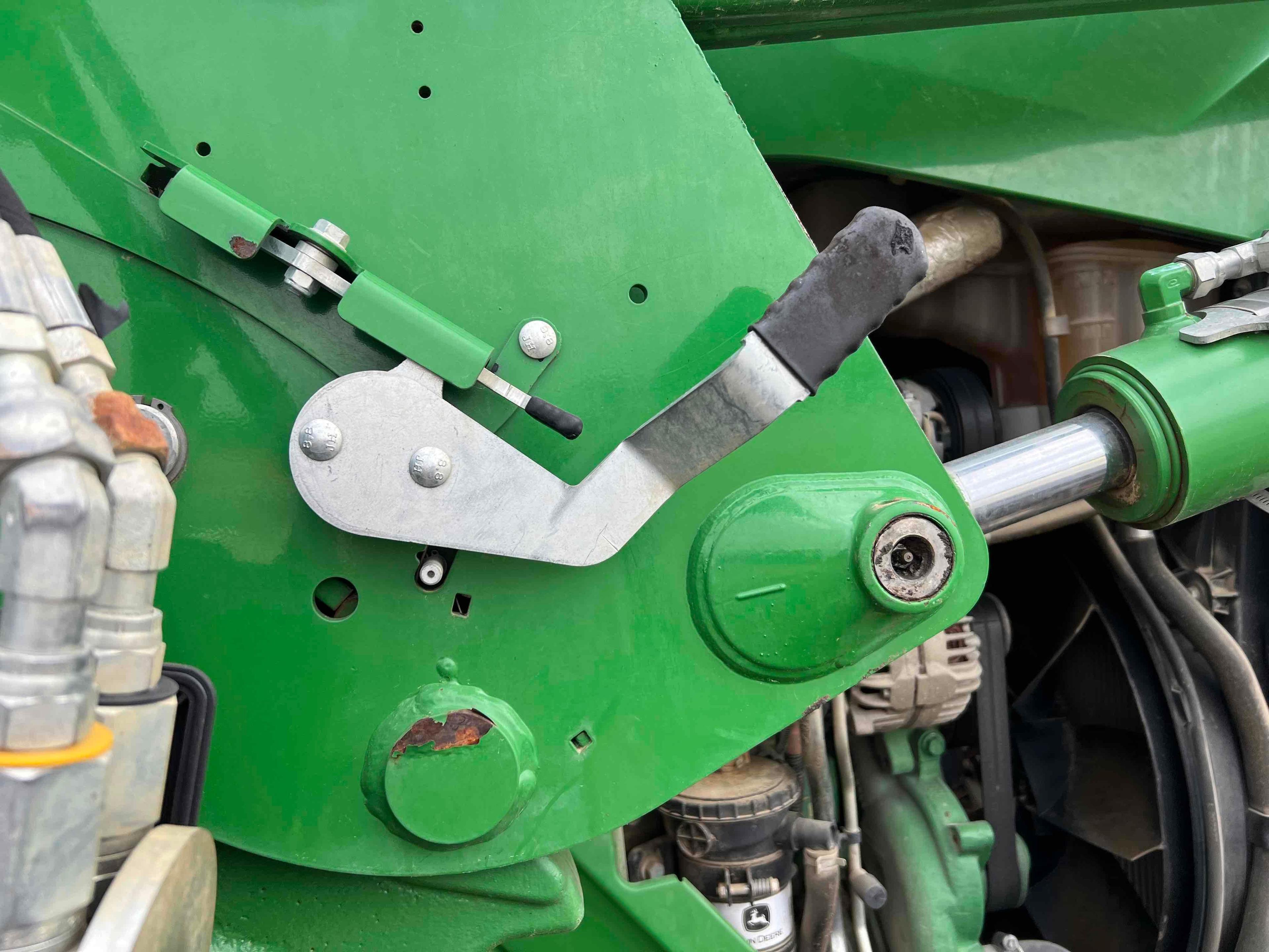 John Deere 6155R