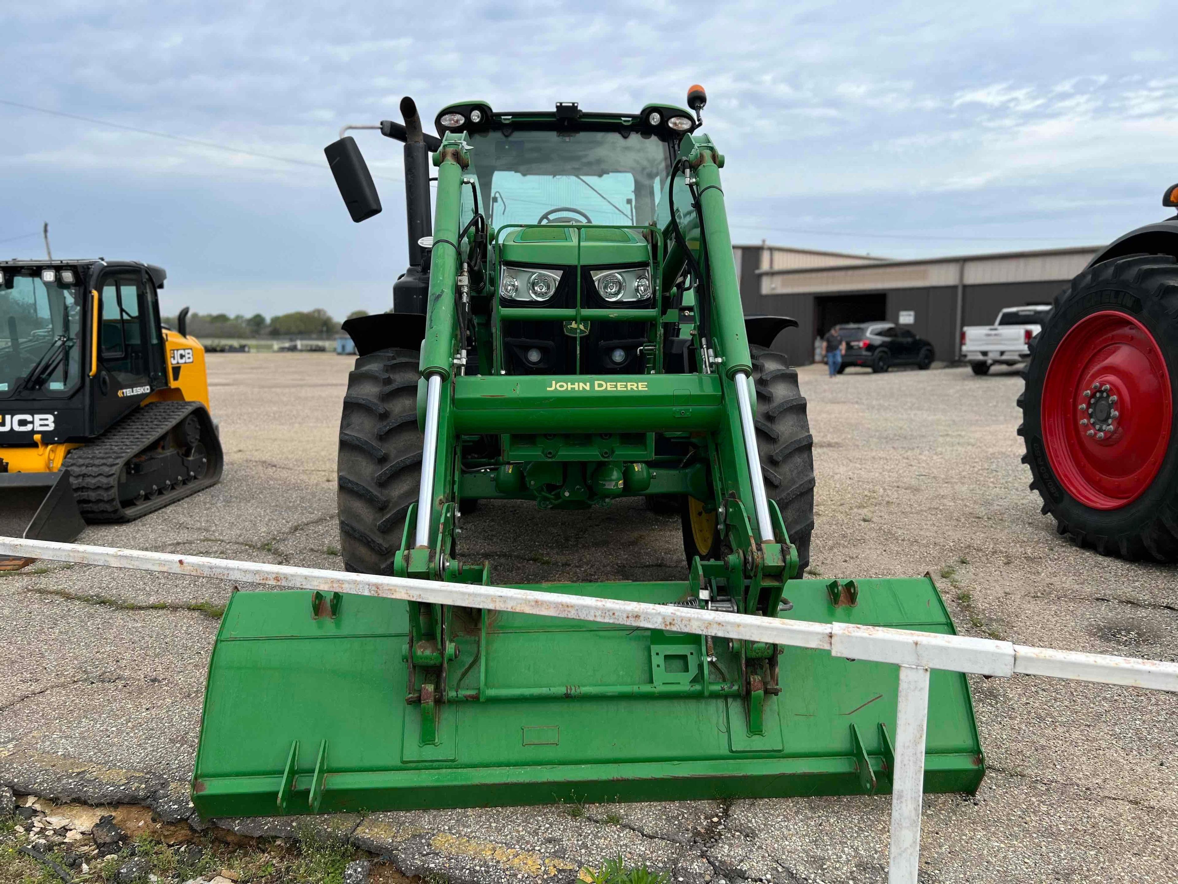 John Deere 6155R