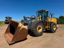 2013 John Deere 824K