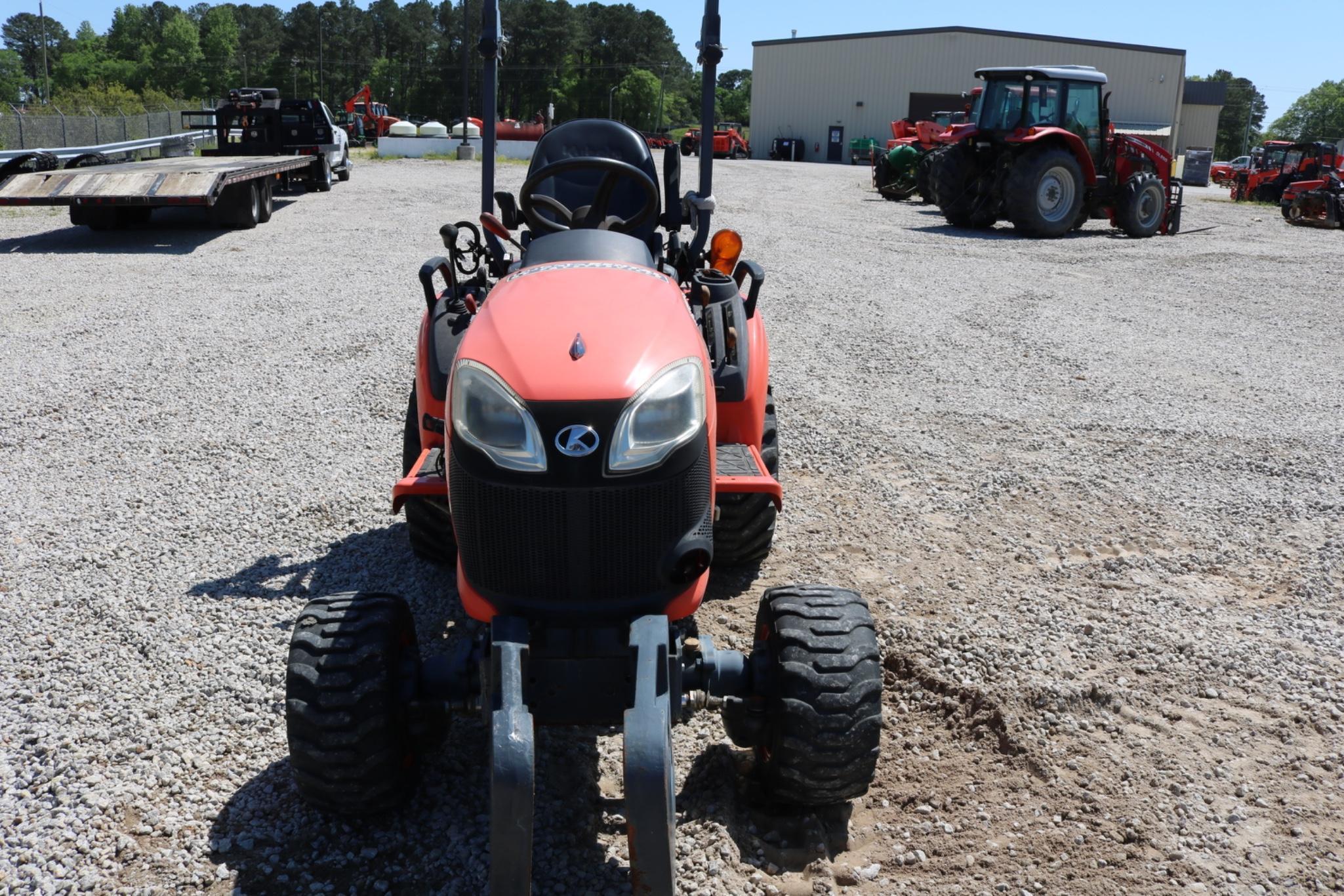 Kubota BX2680 Sub-Compact Tractor  4WD, 218 Hours