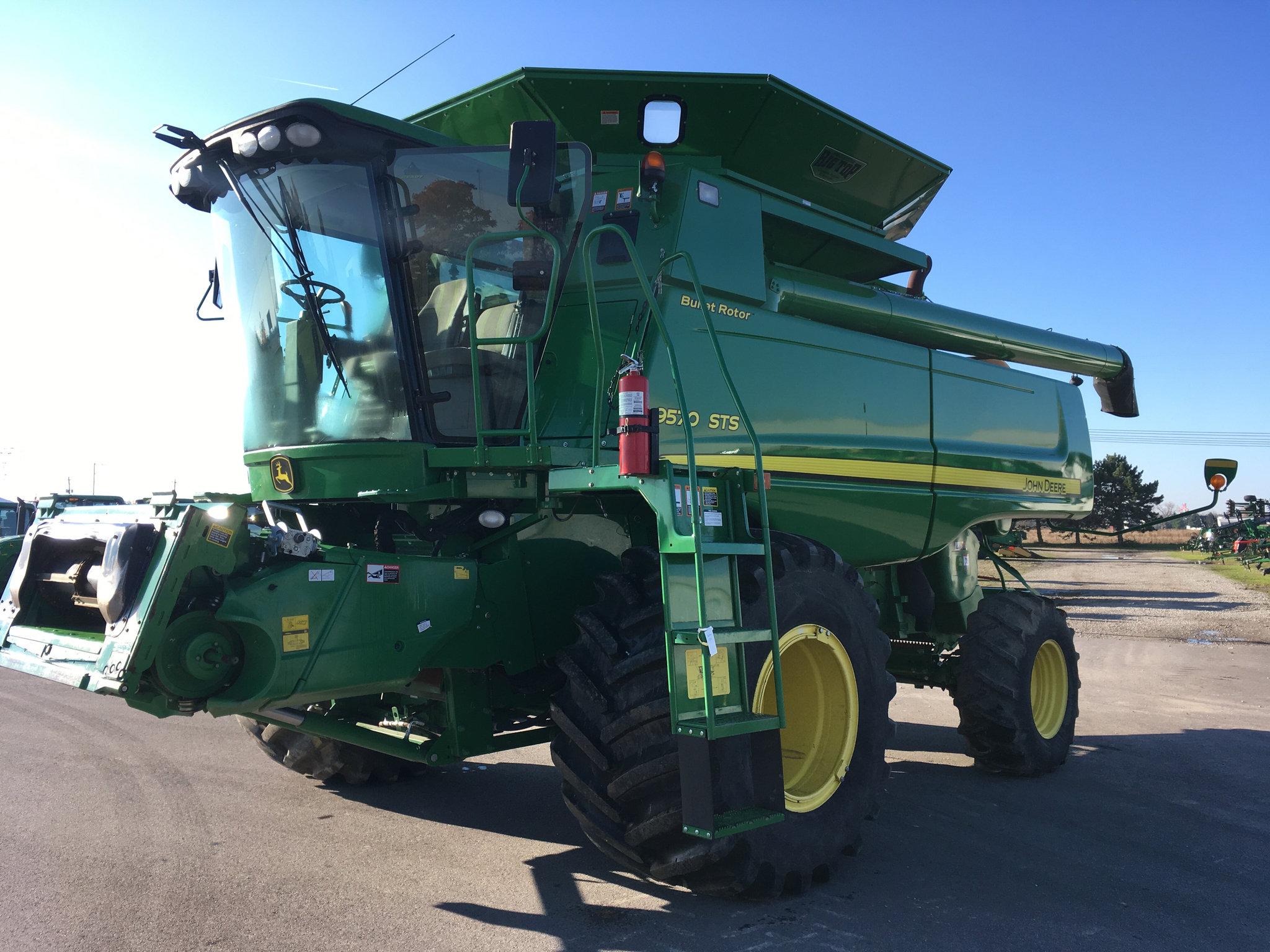 2011 JOHN DEERE 9570S