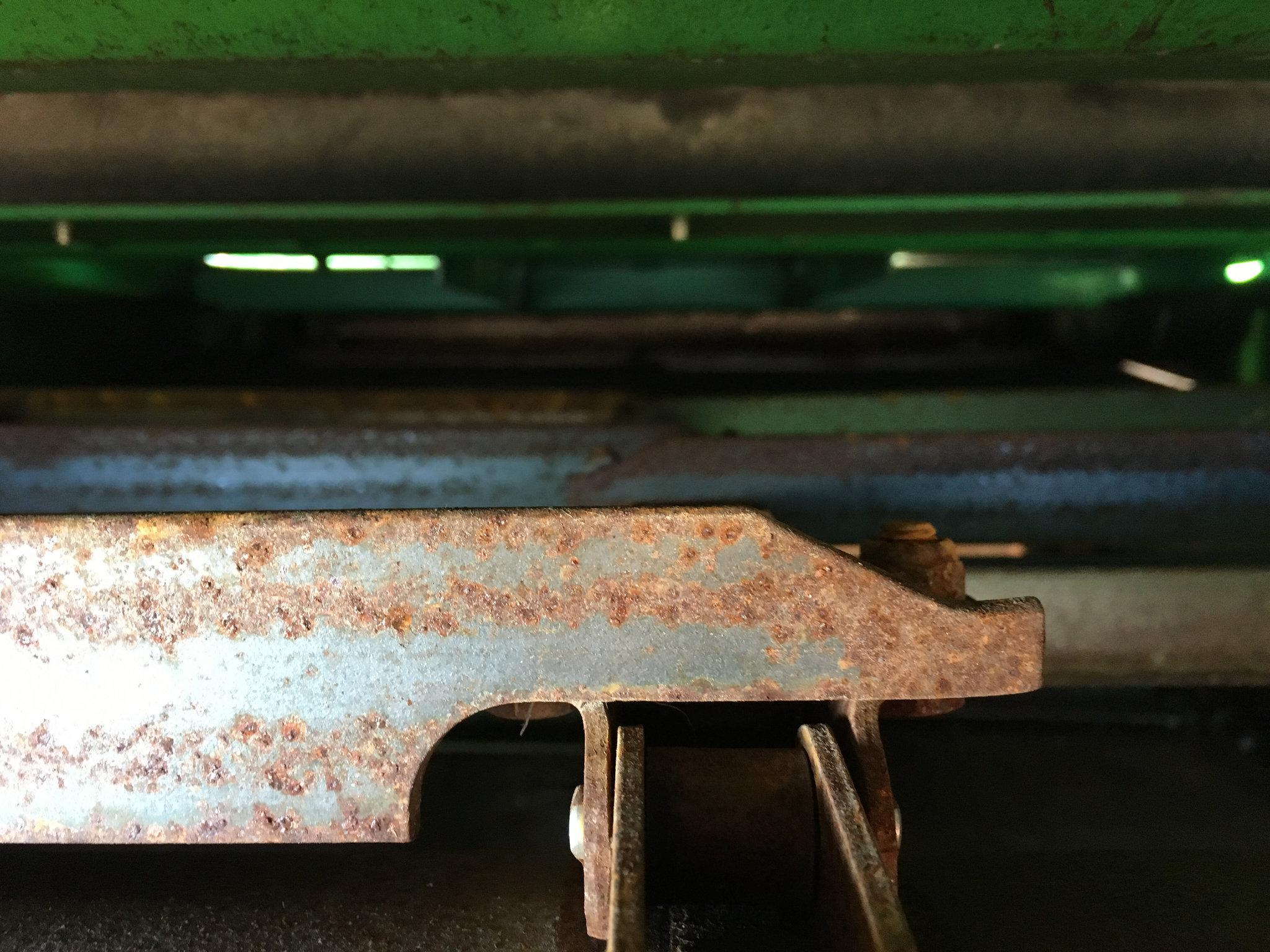 2011 JOHN DEERE 9570S