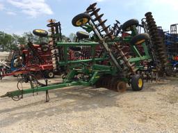2002 JOHN DEERE 637