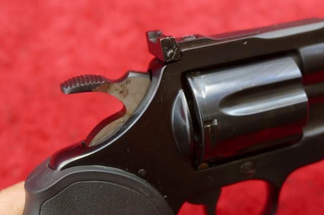 Colt Diamondback 38 cal Revolver