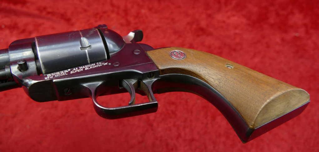 Ruger New Model Super Blackhawk 44 Mag Revolver
