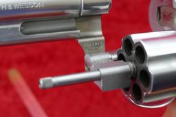Smith & Wesson Model 629 44 Magnum Revolver