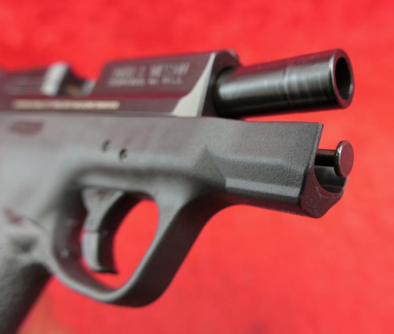 Smith & Wesson M&P 40 Shield Pistol