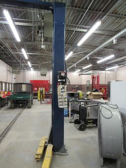 MAGNUM LIFT XL MODEL 10,000 LB