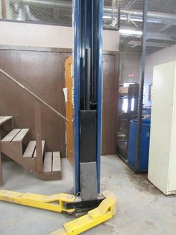 MAGNUM LIFT XL MODEL 10,000 LB