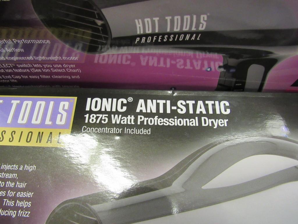 2 HOT TOOLS PROFESSIONAL IONIC 1875 WATT DRYER