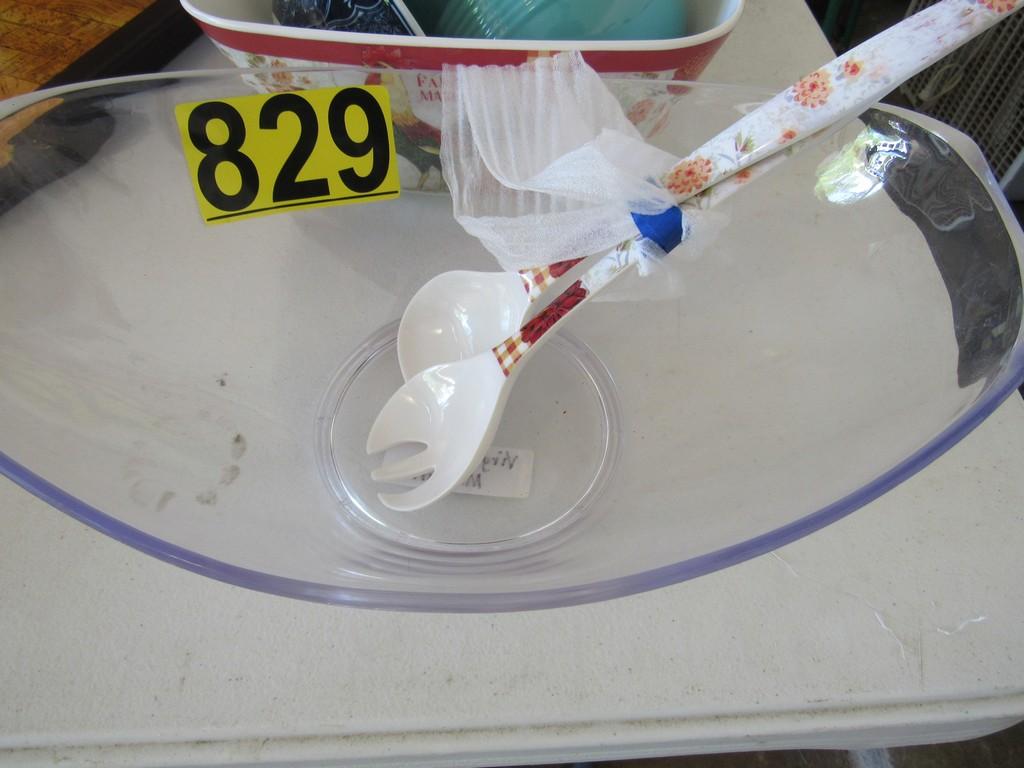 Glass bowl & salad forks