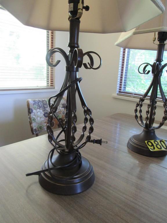 2 Lamps