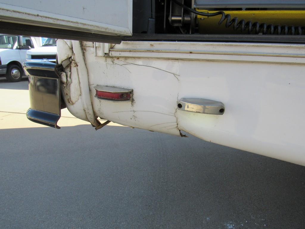 2013 Chevrolet Goshen Conversion Bus