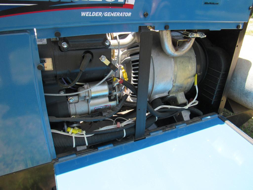 Miller Trailblazer 275 LPG Welder/Generator. SR# MC450167R - Showing 62 hours
