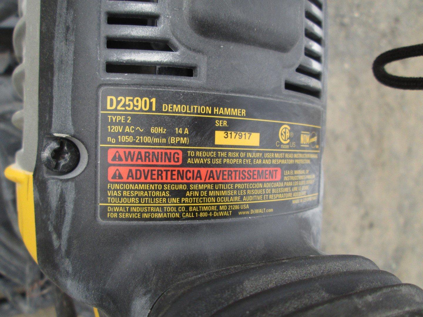 Dewalt D25901 Demolition Hammer