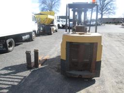 Allis Chalmers ACC 80LPS Forklift