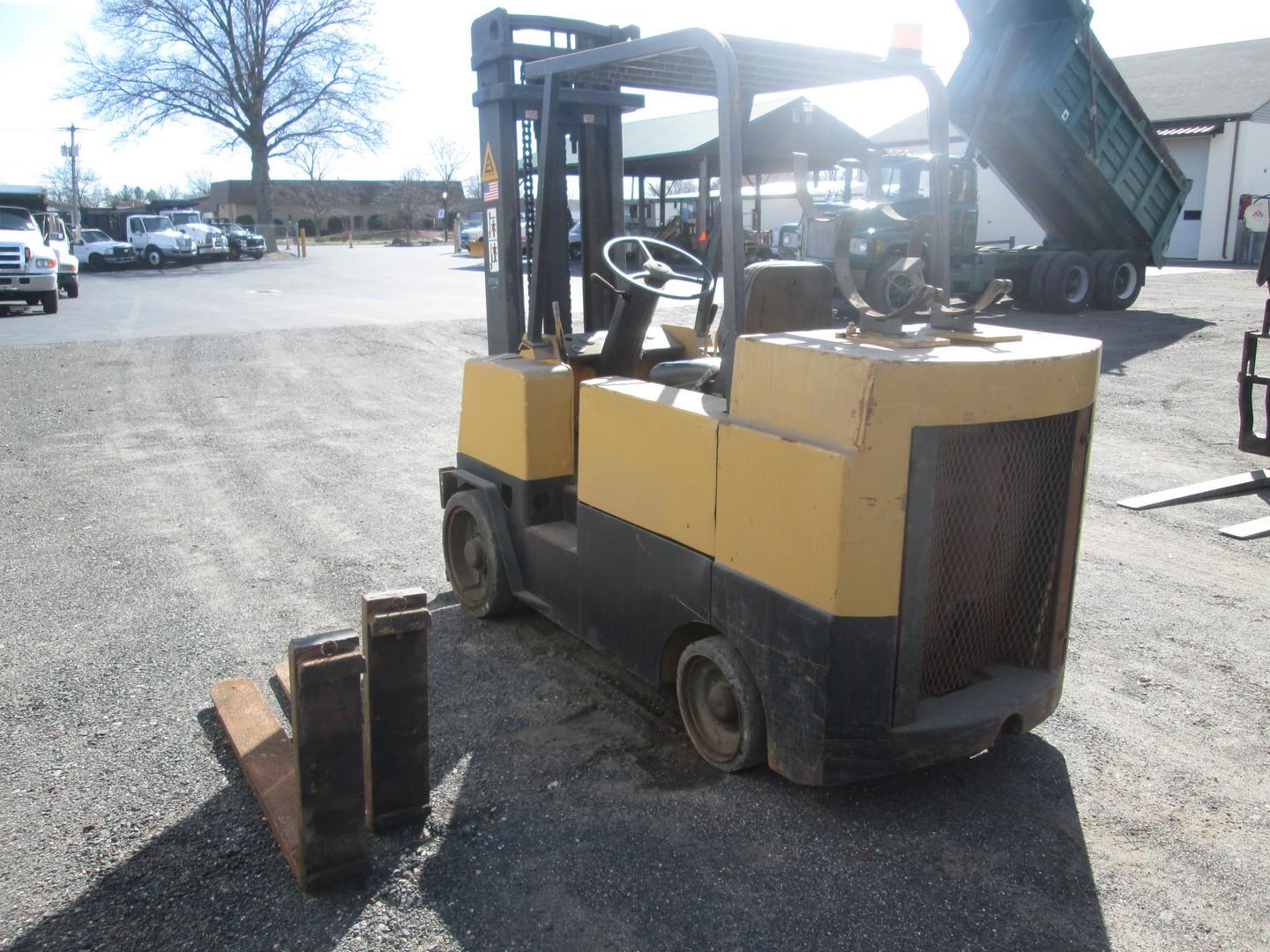 Allis Chalmers ACC 80LPS Forklift