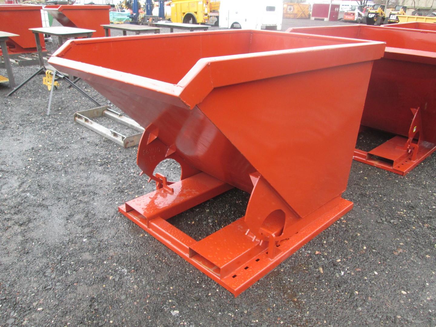 1.5 Yard Self Dumping Hopper