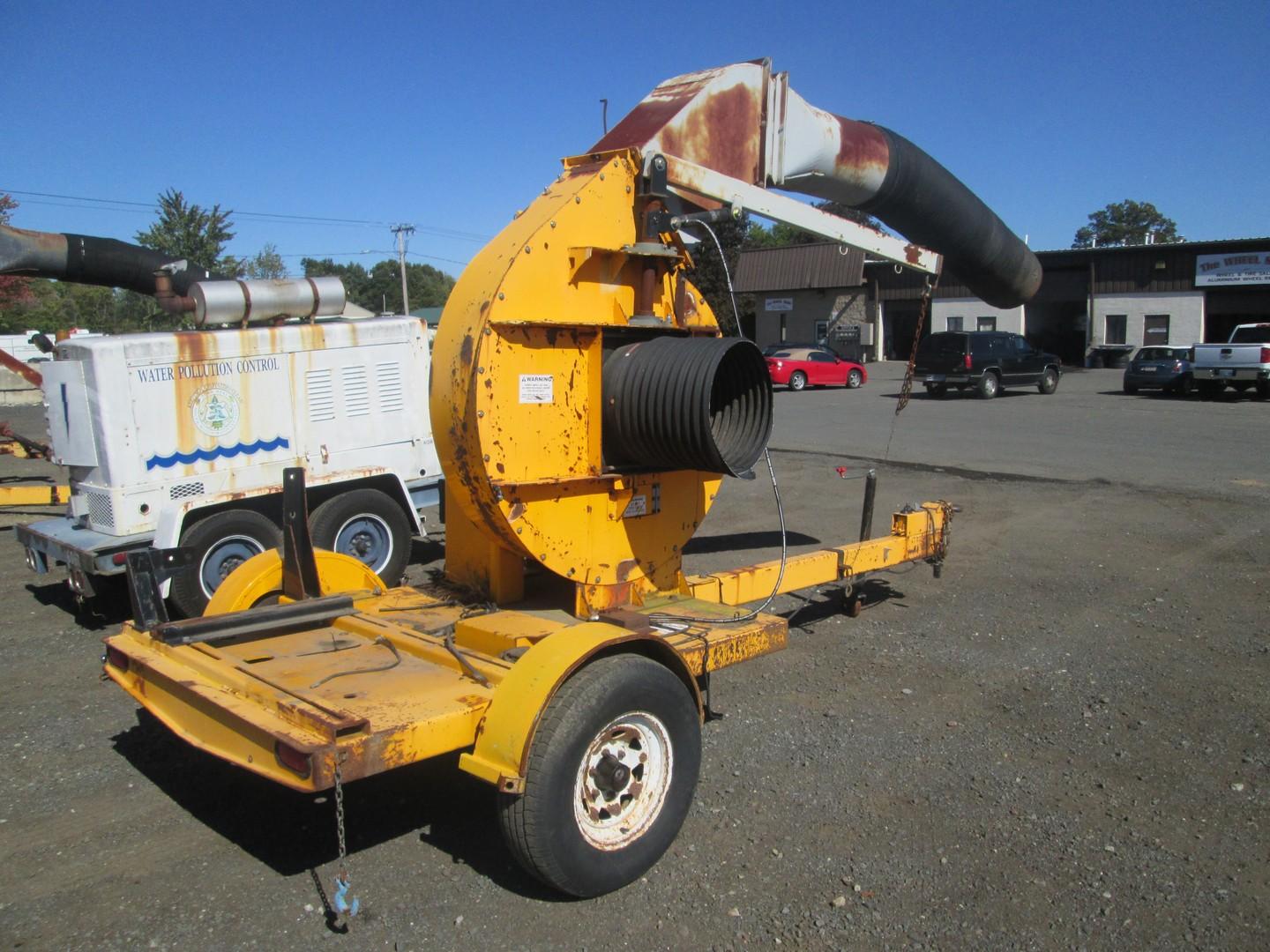 ODB LCT6000 Tow Behind Leaf Sucker