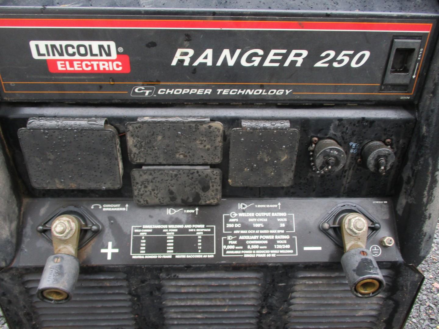 Lincoln Ranger 250 Welder/Generator