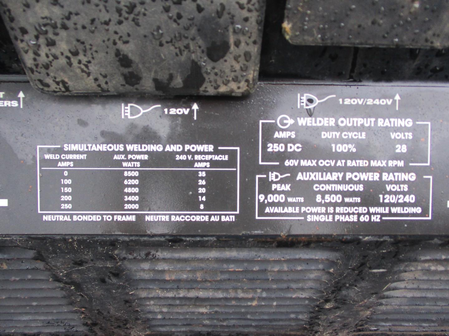 Lincoln Ranger 250 Welder/Generator
