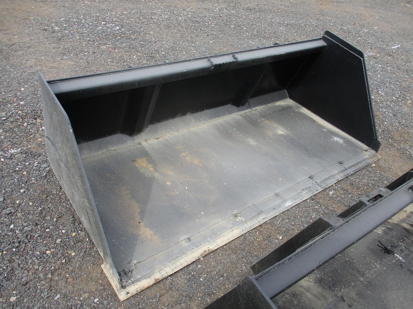 84" Snow/Mulch Bucket With BOCE
