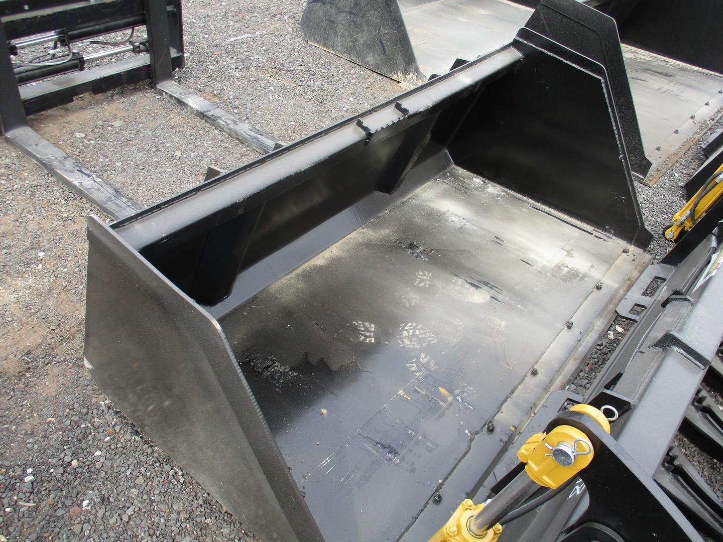 74" Snow/Mulch Bucket With BOCE