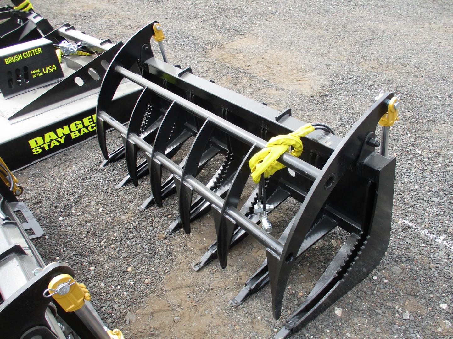 72" Grapple With Teeth