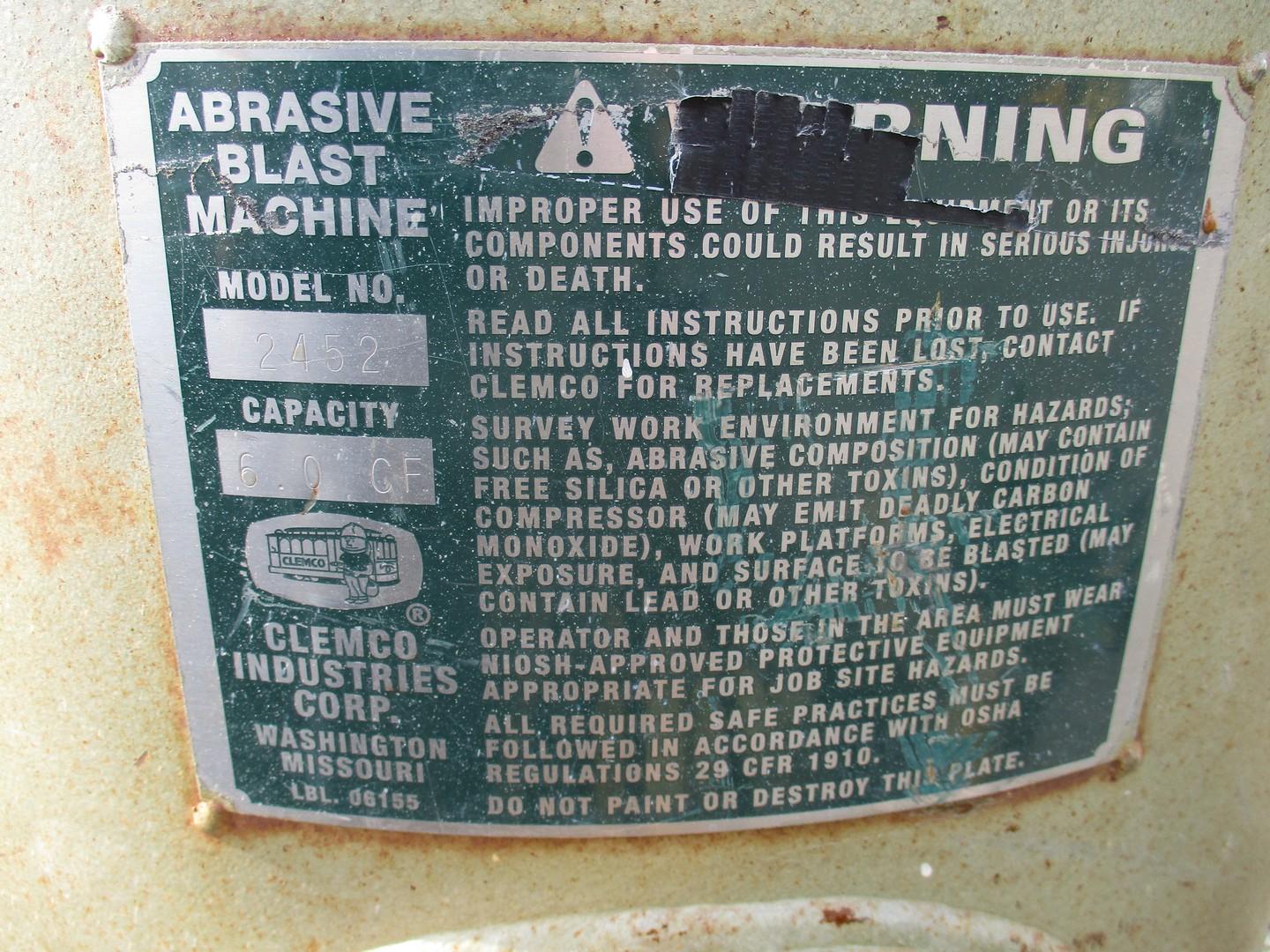 Clemco Model 2452 Sandblast Pot