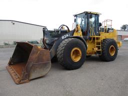 2005 John Deere 824J Rubber Tire Wheel Loader