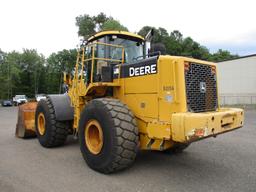 2005 John Deere 824J Rubber Tire Wheel Loader