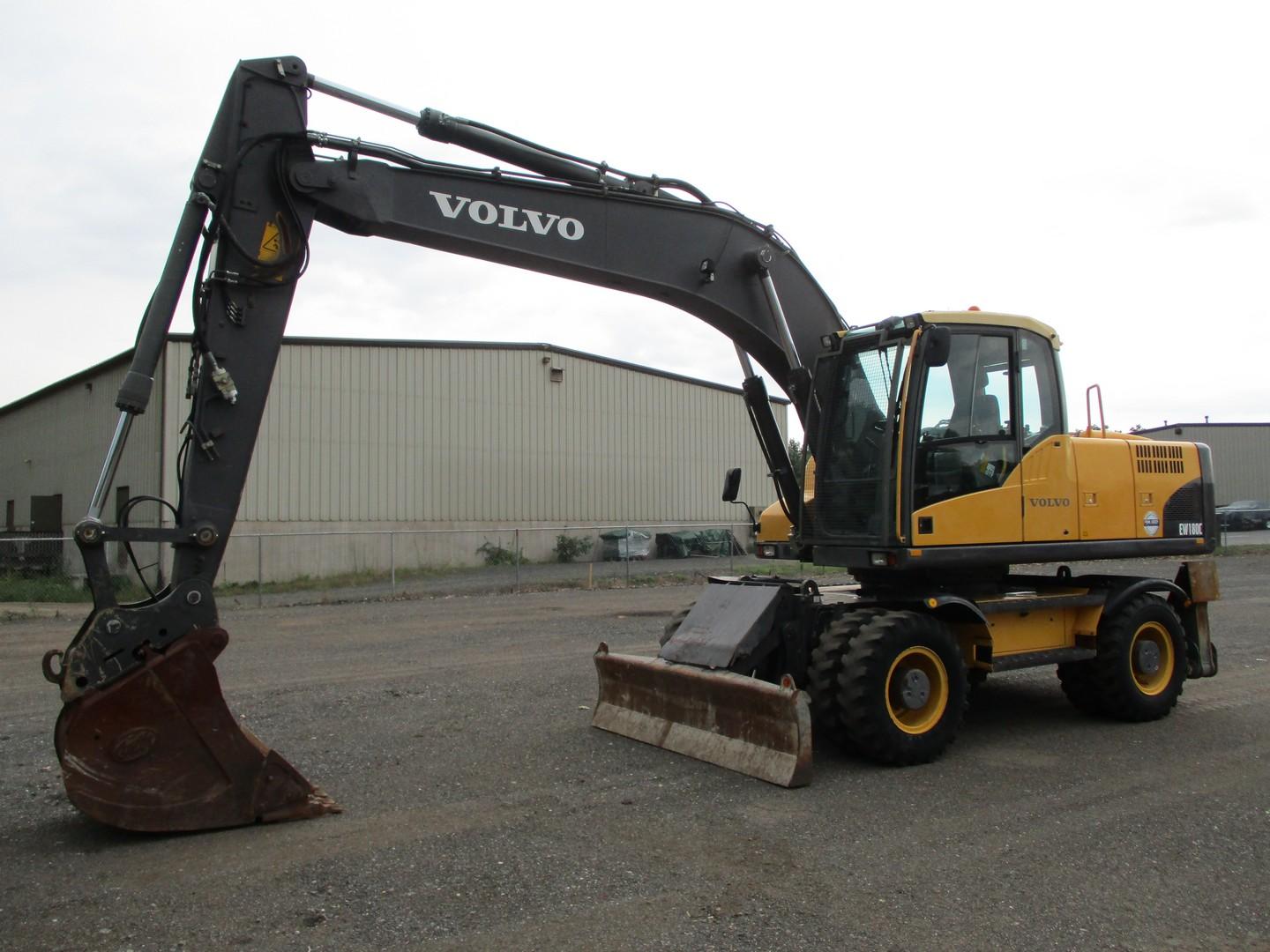2011 Volvo EW180C Rubber Tire Excavator