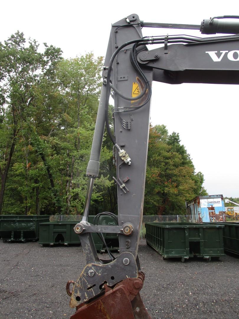 2011 Volvo EW180C Rubber Tire Excavator