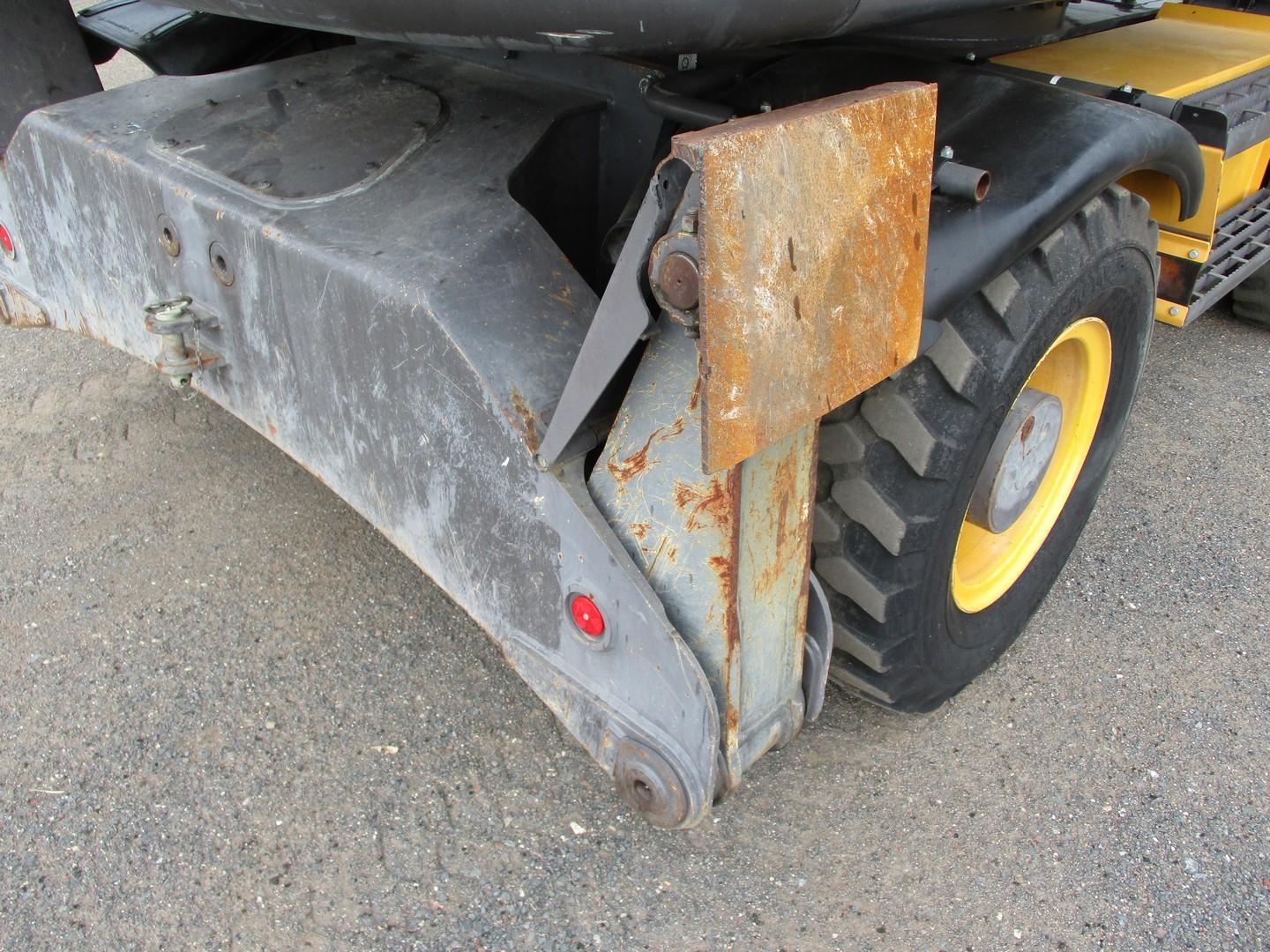 2011 Volvo EW180C Rubber Tire Excavator