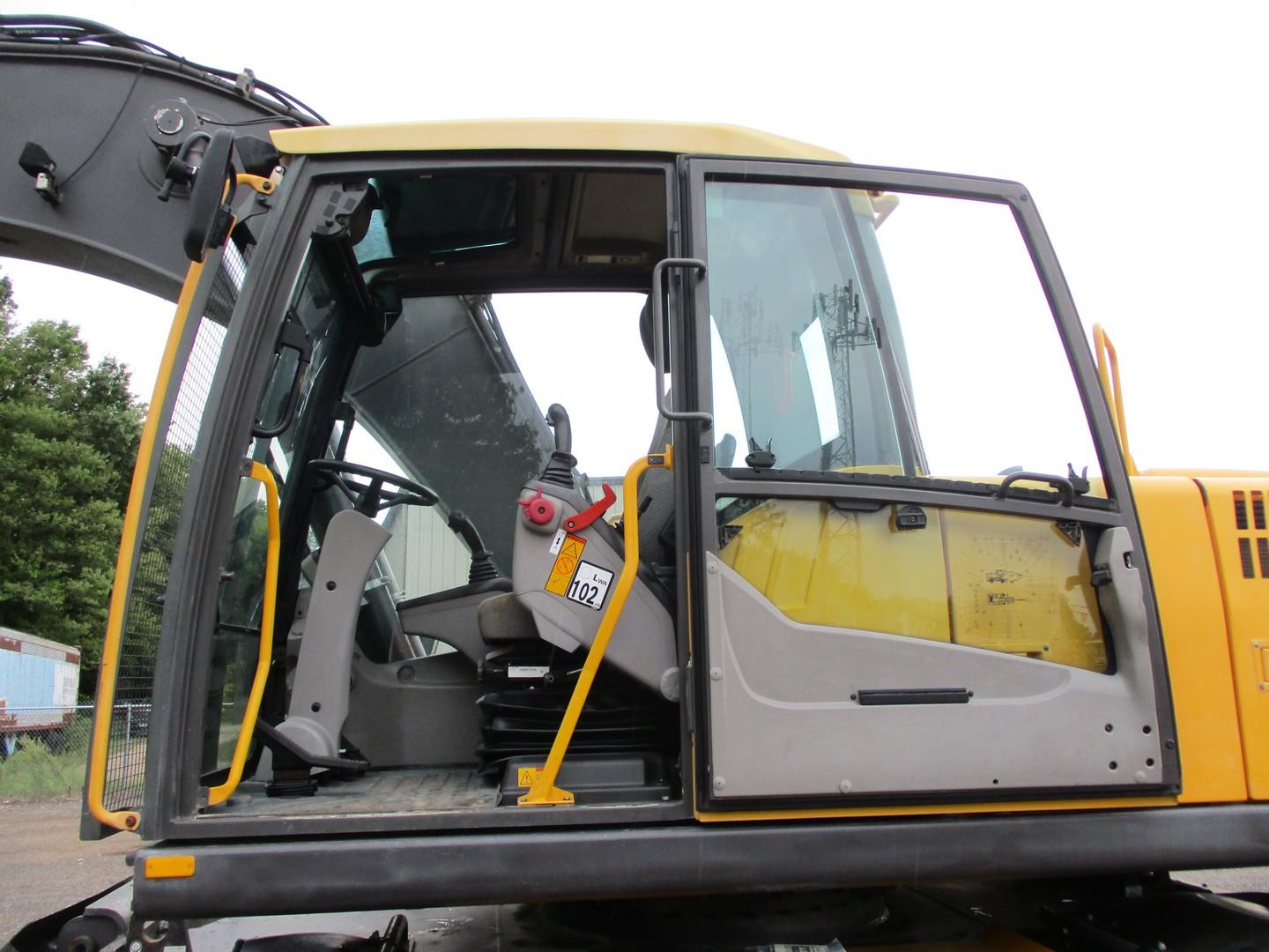 2011 Volvo EW180C Rubber Tire Excavator